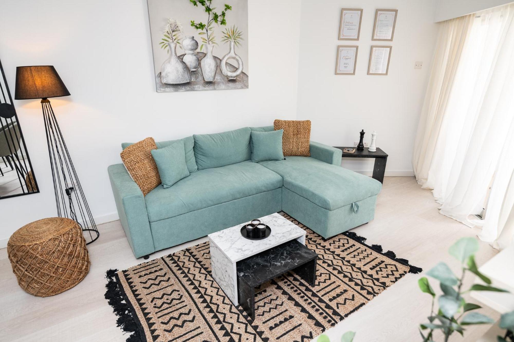 לרנקה Lazuli Beach & Pool Apartment 501 מראה חיצוני תמונה
