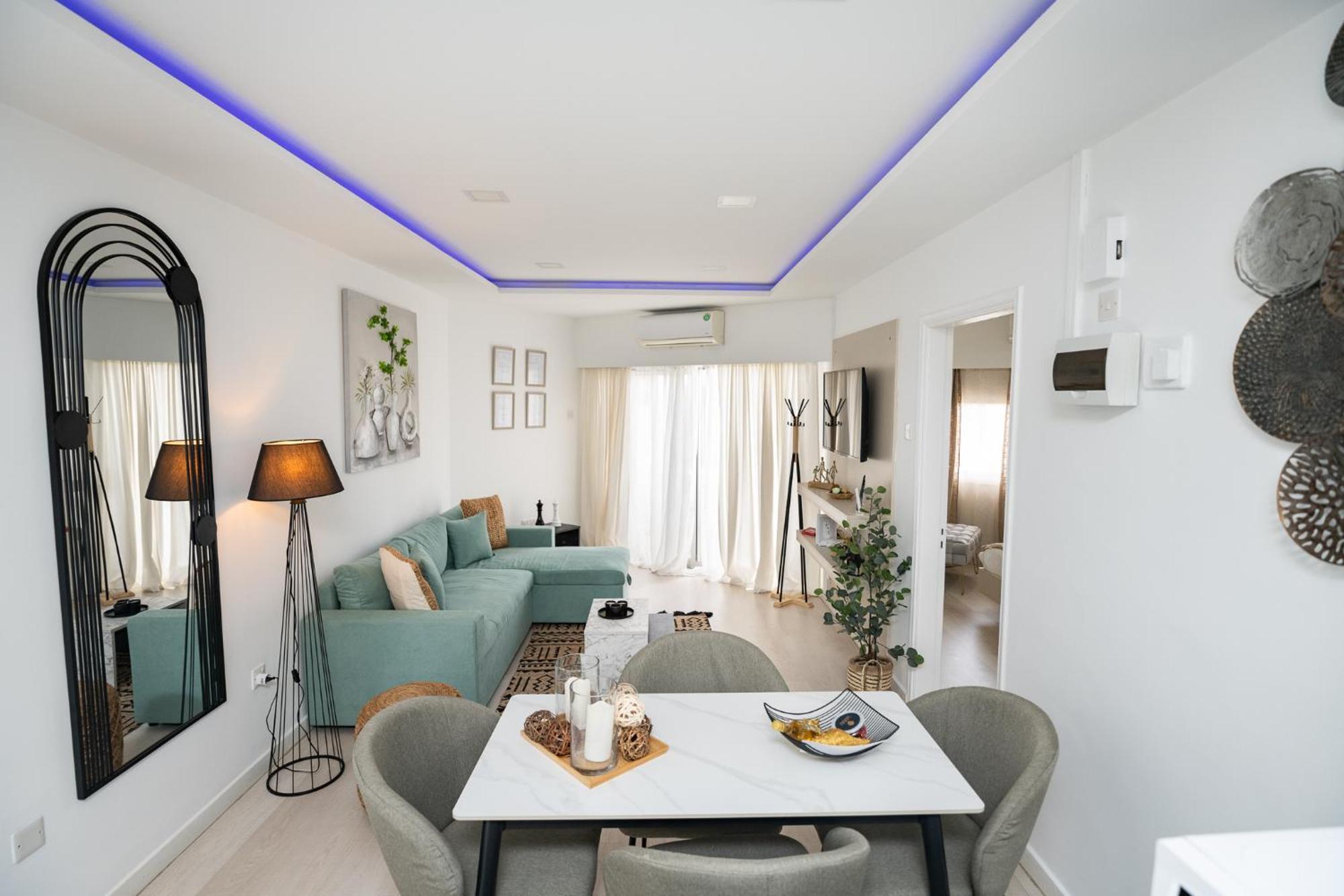 לרנקה Lazuli Beach & Pool Apartment 501 מראה חיצוני תמונה