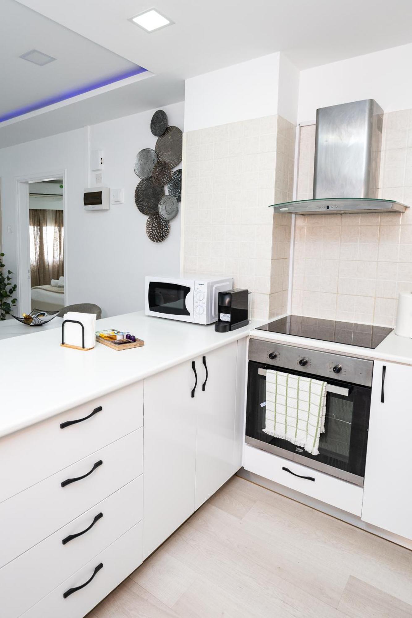 לרנקה Lazuli Beach & Pool Apartment 501 מראה חיצוני תמונה